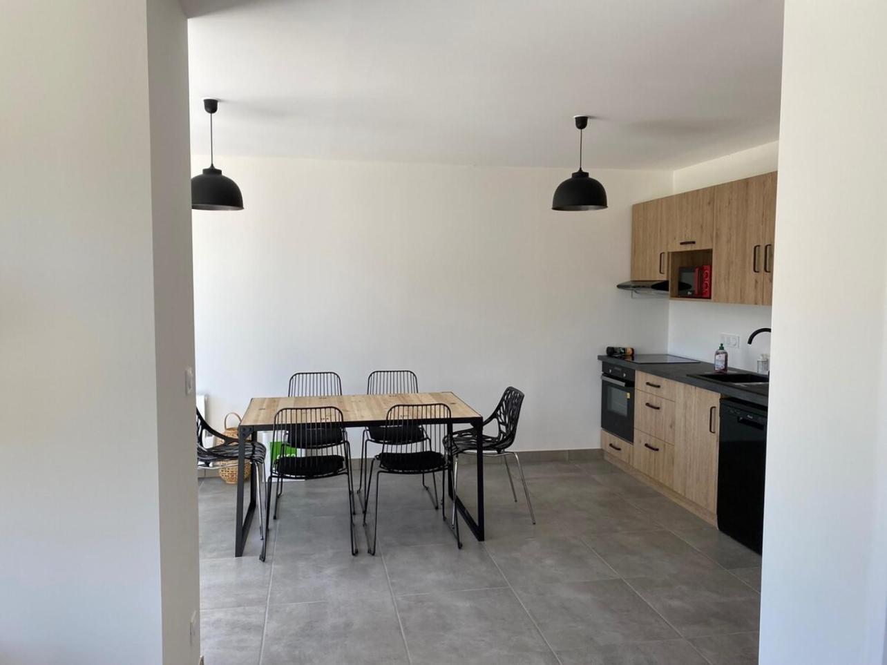Les Hirondelles De Fuiss Apartment Fuissé Екстериор снимка