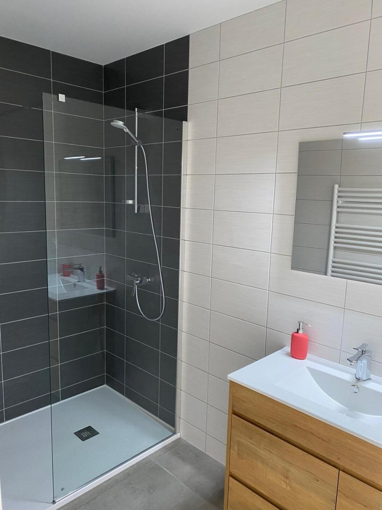 Les Hirondelles De Fuiss Apartment Fuissé Екстериор снимка
